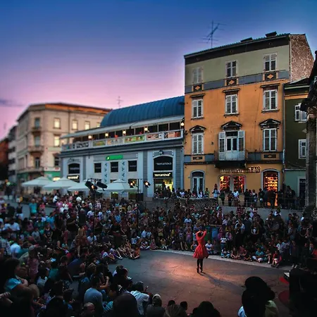 Apartment Nice Apartment In Pula With Kitchen Pula
