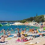 Lejlighed Awesome In With Wifi Pula